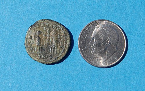הקיסר הקונסטנטין הרומאי i קיסר 306 עד 337 לספירה, 2 חיילים 2 סטנדרטים 12 מטבע טוב מאוד