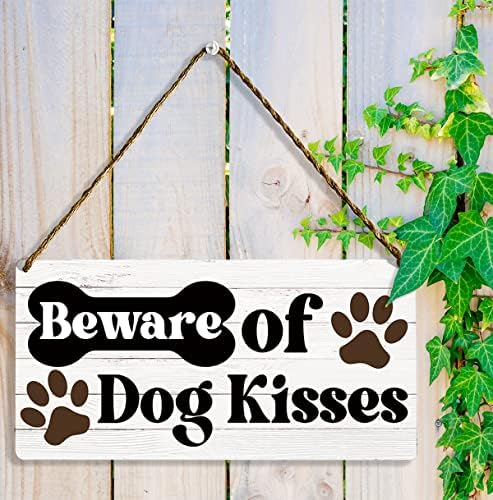 היזהר משלט נשיקות כלבים, עיצוב כלבים, מתנה לאמא כלב, דברים לכלבים, עיצוב חדר כלבים, מתנות לאוהבי כלבים,